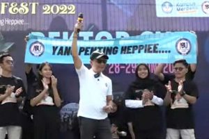 Rektor IKIP Budi Utomo membuka IBU Fest 2022 'Yang Penting Heppiie'. (ist) - IBU Fest 2022 'Yang Penting Heppiie', Bikin Happy Civitas IKIP Budi Utomo