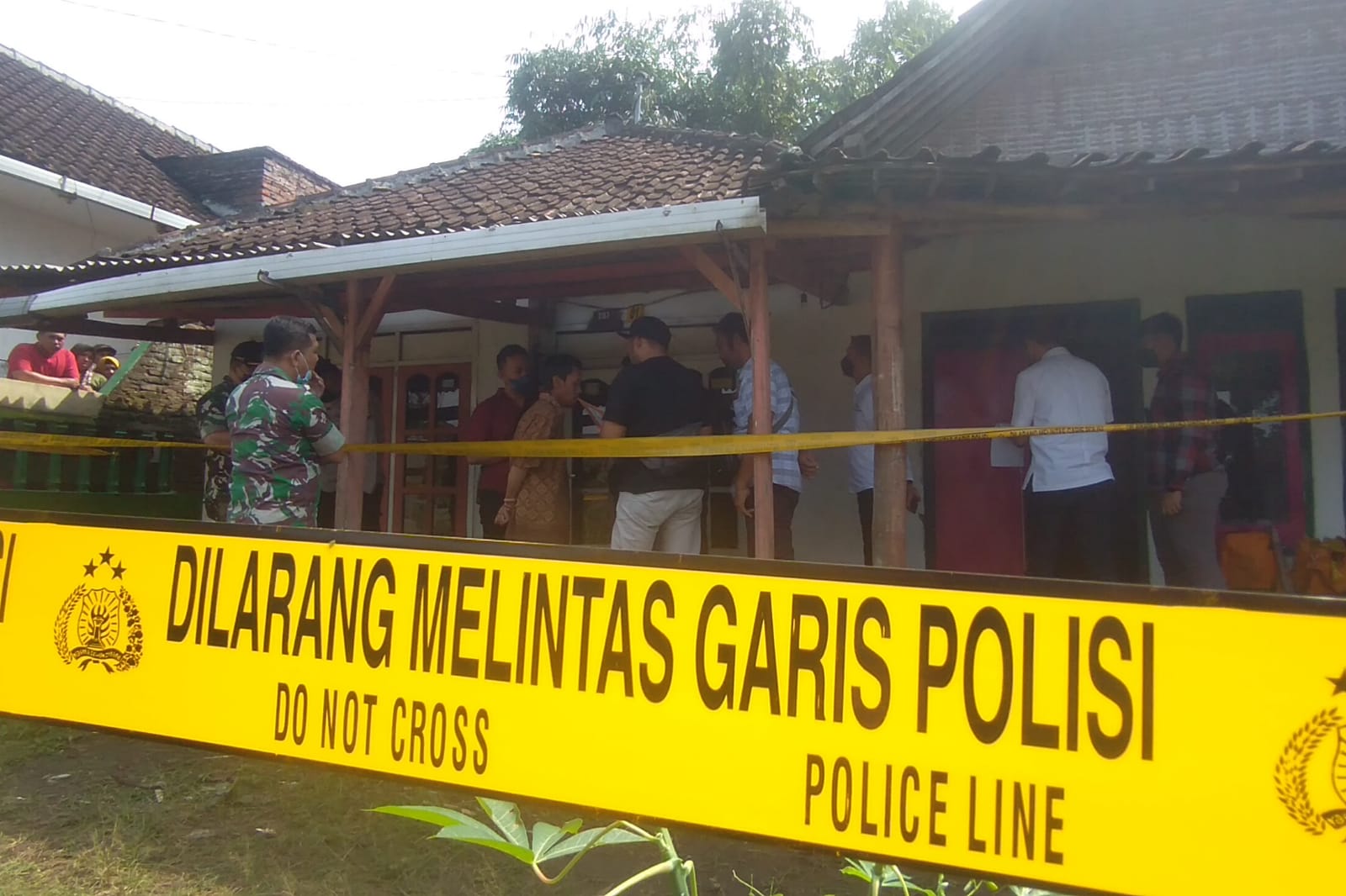 TKP pembunuhan nenek W. (ws6) - Pembunuh Nenek Karangploso Diduga Cucu Sendiri