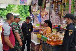 Tim gabungan pantau harga migor curah di sejumlah pasar tradisional. (ist) - Tim Gabungan Pantau Harga Migor Curah di Sejumlah Pasar Tradisional