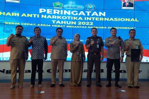 Wakil Wali Kota Malang, Sofyan Edi Jarwoko beserta jajarannya dengan Kapolresta Malang Kota, usai mengikuti peringatan HANI 2022, secara virtual. (ist) - Pemkot Canangkan Tiga Kelurahan dalam Program Bersinar