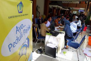 Bayar pajak. (ist) - NIK Terintegrasi ke NPWP, Bayar Pajak Jadi Lebih Mudah