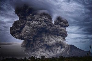 Erupsi Gunung Raung. (ist) - Gunung Raung Erupsi, BPBD Imbau Tak Ada Pendakian dan Siapkan Jalur Evakuasi
