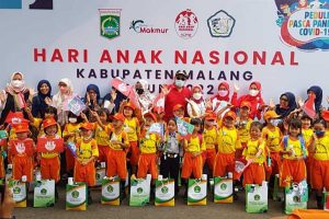 Foto bersama di acara Malang Regency Ekskul Vaganza di Pendopo panji. (ws6) - Kualitas Anak Tergantung Dari Pola Asuh Orangtua