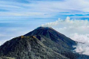 Gunung Arjuno. (Ist) - Pencarian Ditutup, Jalur Pendakian Gunung Arjuno Kembali Dibuka