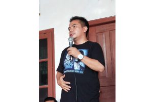 Gus Sentot ketika diwawancarai oleh sejumlah media, Rabu pagi (13/7/2022) - Gus Sentot Akan Membesarkan Partai Demokrat Kabupaten Jombang