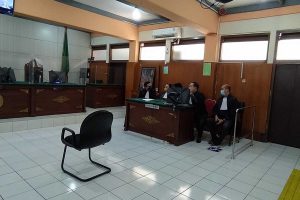 Jaksa penuntut umum (JPU) dari Kejari Kota Batu saat persidangan kasus kekerasan seksual dengan terdakwa JE - Kasus Kekerasan Seksual, Bos SPI Dituntut 15 Tahun Penjara