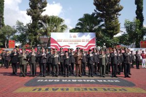 Kapolres Batu Wawali dan Jajaran Forkopimda Batu dalam peringatan Hari Bhayangkara. (ist) - Puncak Hari Bhayangkara Polres Batu Ikuti Upacara Virtual