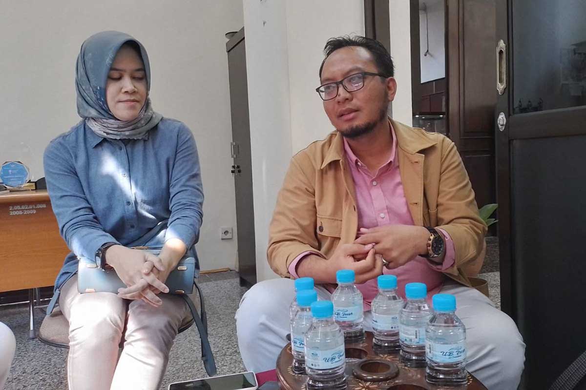 Ketua Departemen Bisnis dan Hospitality, San Rudiyanto, saat memberikan penjelasan terkait persyaratan Good Looking. (ist) - Good Looking Sebagai Syarat Masuk Perbankan Fakultas Vokasi, Jangan Dimaknai Secara Sempit