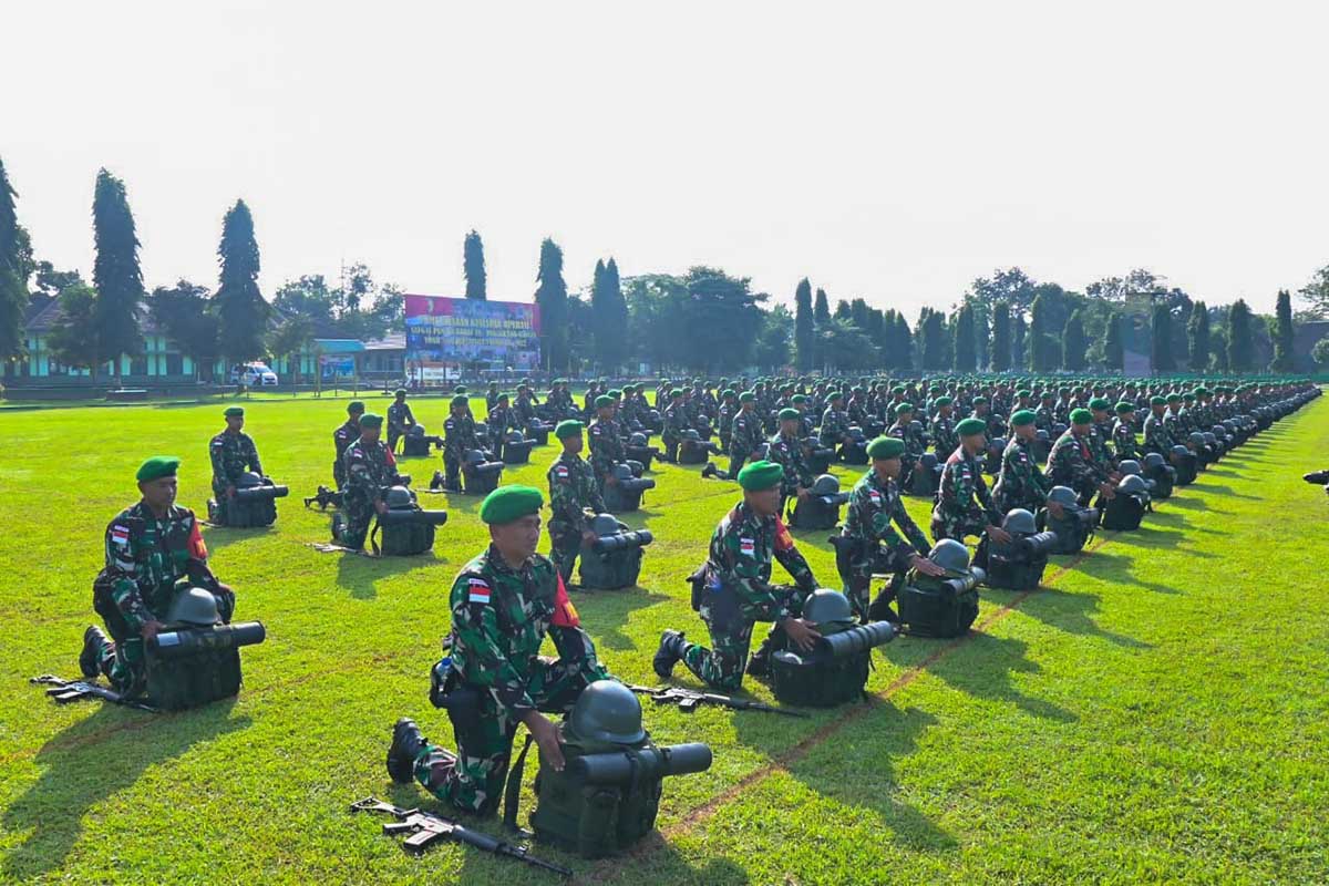 Pangdam V/Brawijaya Tinjau Kesiapan Satgas Yonif 511/DY - Dalam Rangka Operasi Pamtas Darat RI-PNG Sektor Selatan