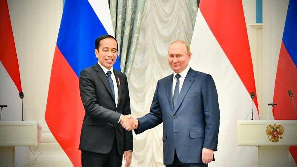 Pertemuan Presiden RI Jokowi dan Presiden Rusia Vladimir Putin. (ist) - Bertemu Putin, Jokowi Minta Pastikan Keamanan Jalur Pangan Ukraina