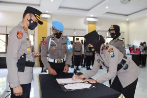 Prosesi sertijab Kasatlantas Polres Batu. (ist) - Kasatlantas Polres Batu Berganti, Masih Dipegang Srikandi