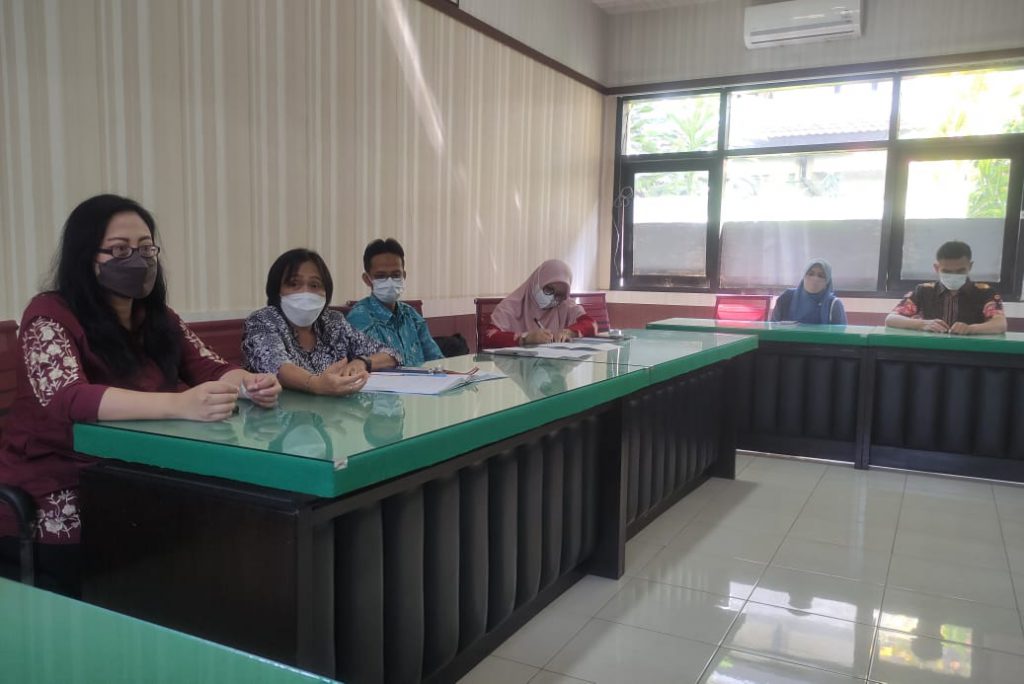 tim pengembangan mbkm unidha jawab awak media