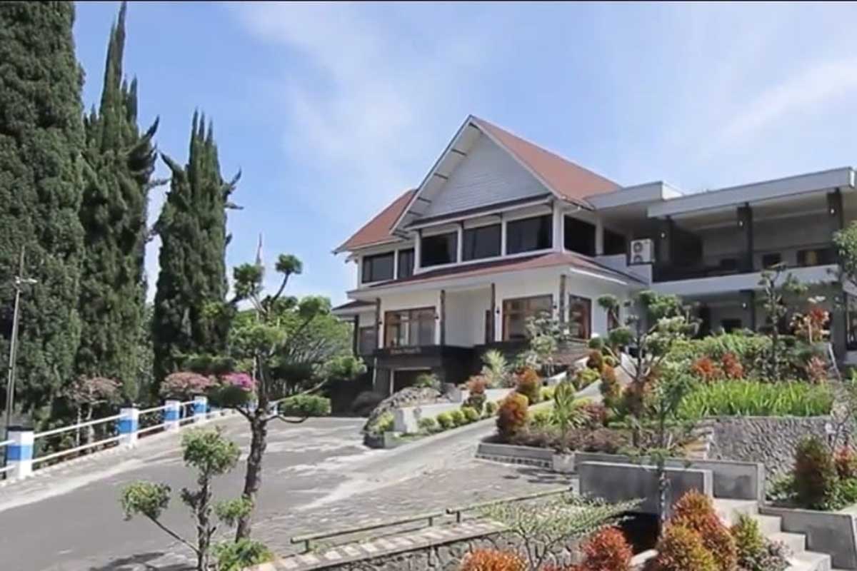 Villa Bima Shakti, salah satu dari lima bangunan Cagar Budaya di Batu. (dik) - Disparta Batu Pikat Wisman Dengan Lima Wisata Cagar Budaya