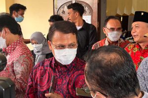 Wakil Ketua MPR RI, Ahmad Basarah, saat menjawab pertanyaan awak media. (bim) - Wakil Ketua MPR RI Minta Polri Tuntaskan Kasus Penembakan Antar Anggota Polisi