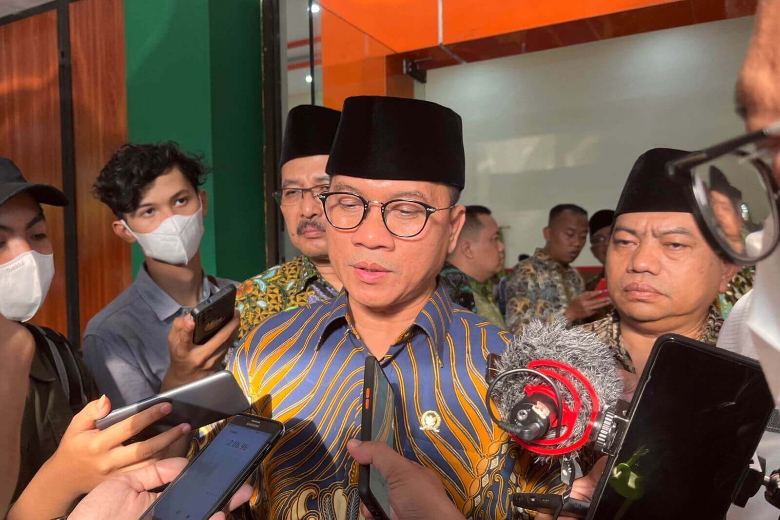 wakil ketua umum pan yandri susanto