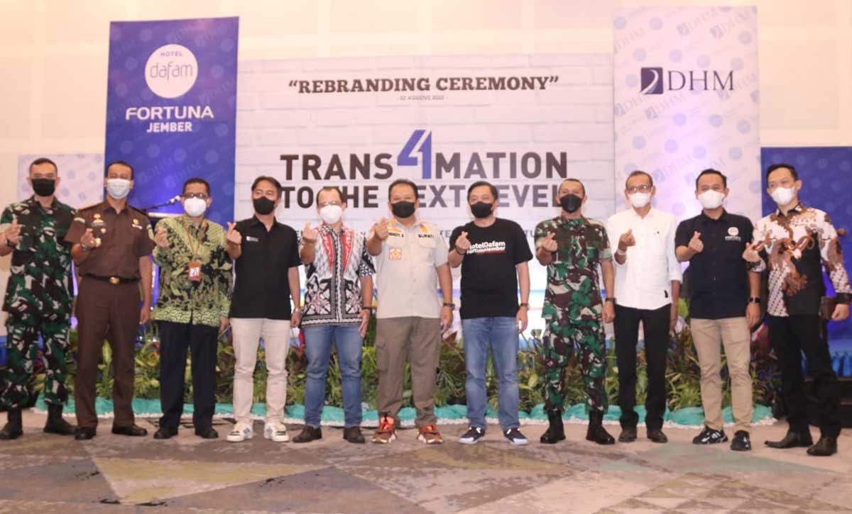 DHM Manajemen memaparkan perubahan nama Hotel Meotel Jember menjadi Hotel Dafam Fortuna Jember. (yas) - DHM Manajemen Rebranding Meotel Jember Jadi Hotel Dafam Fortuna Jember