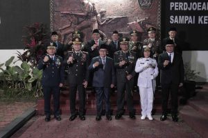 Dandim 0833 bersama Forkopimda Kota Malang disela Apel Kehormatan dan Renungan Suci. (ist) - Dandim 0833 Hadiri Apel Kehormatan dan Renungan Suci