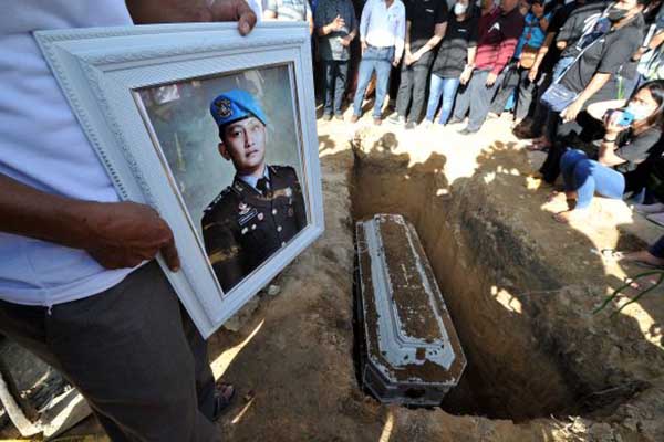 Jenazah Brigadir J. (ist) - Hasil Autopsi Ulang Brigadir J: Ada Lima Tembakan, Dua Kenai Bagian Fatal