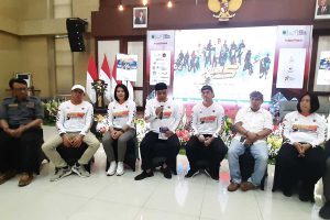 Kadisparta Batu press conference Launching KWB Super Adventure 5. (dik) - Tutup Expo Pariwisata, Disparta Batu Launching KWB Super Adventure 5