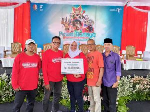 kelurahan karangpacar penyaji terbaik pawai budaya bojonegoro