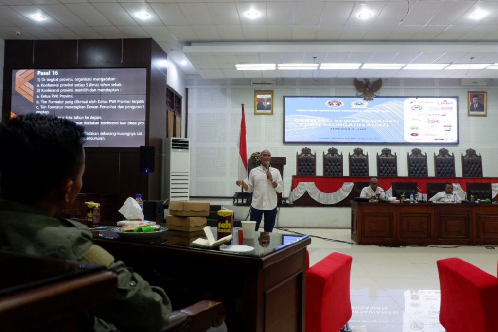 ketua pwi jawa timur, lutfil hakim