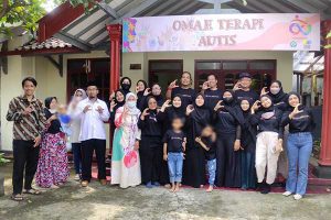 Kolaborasi MAC dan UM dalam 'Omah Terapi Autis'. (rhd) - 'Omah Terapi Autis', Terapi Terjangkau Bagi Anak Autis Kurang Mampu