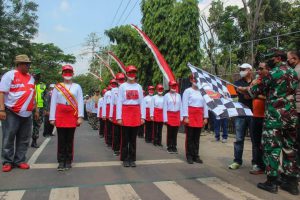 lomba gerak jalan 17 km di bojonegoro