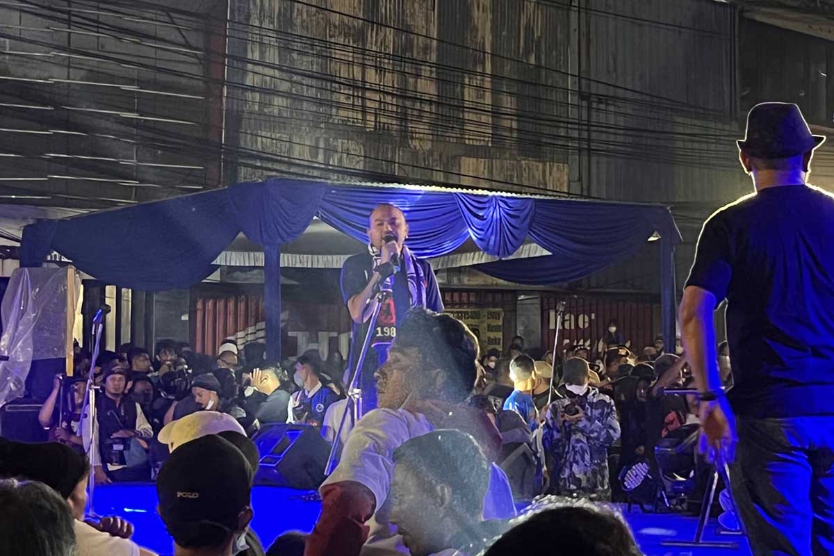 Manajer Arema FC, Ali Rifki, saat memberikan sambutan pada perayaan HUT ke-35 Arema di Kayutangan Heritage. (bim) - Usia Ke-35, Manajer Arema FC Optimis Juarai Liga 1