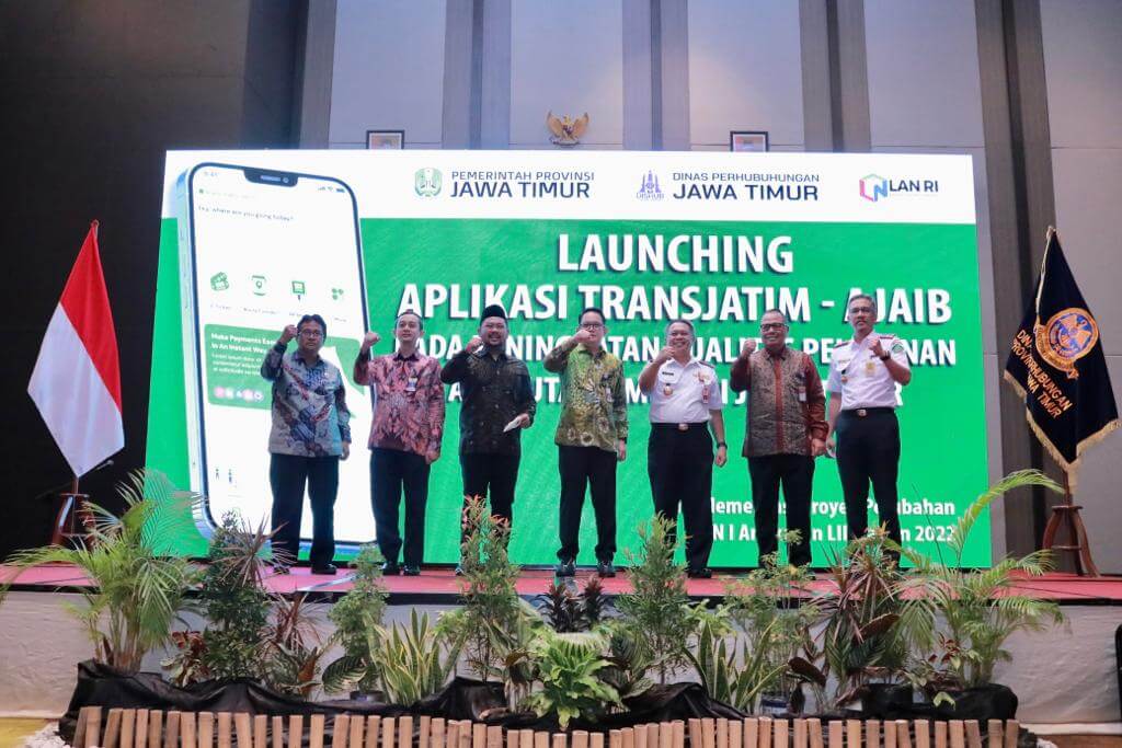 peluncurkan aplikasi trans jatim ajaib aplikasi jatim informasi bus di aston inn hotel gresik1