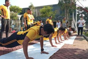 Personel Polres Batu Jalani Tes Kesamaptaan Jasmani. (ist) - Pastikan Kondisi Fisiknya, Personel Polres Batu Jalani TKJ