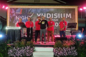 Sam Rektor membuka Yudisium 'IBU Garden Night Heppiee'. (rhd) - Unik, IKIP Budi Utomo Kemas Yudisium ala Pesta Kebun