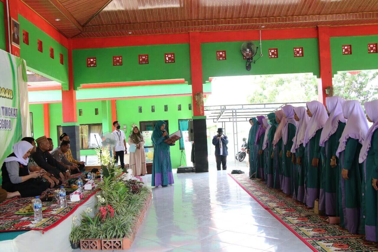 bopati bojonegoro kukuhkan pengurus jamaah tahlil