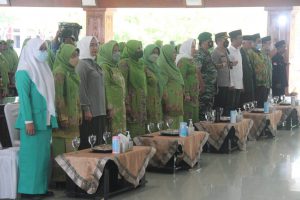 bupati bojonegoro anna muawanah menghadiri acara pelantikan pimpinan cabang muslimat nahdlatul ulama1 1