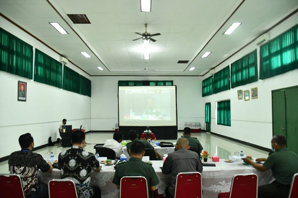danrem 083 bdj dan dandim 0821 lumajang ikuti rakornis tmmd ke 115 1