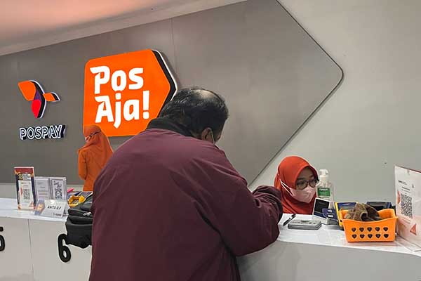 Ilustrasi, pengambilan bantuan di Kantor Pos Indonesia Cabang Malang Pusat. (bim) - BLT BBM dan Sembako di Kota Malang Bakal Digelontorkan 8 September 2022