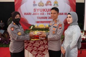kapolres batu dalam tasyakuran hari jadi polwan ke 74