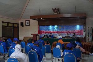 Kegiatan PKM UNESA di Kota Batu bagi penyandang disabilitas visual. (ist) - UNESA, Dinsos dan Dindik Batu Peduli Kebugaran Penyandang Disabilitas Visual