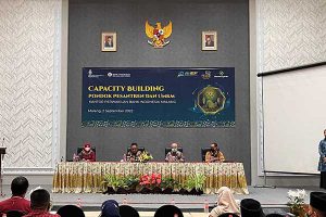 Kepala BI Malang, Samaun Hadi saat memberikan sambutan dan membuka Capacity Building. (bim) - Road To Fesyar 2022, BI Malang Wadahi Pelaku UMKM dan Pesantren dengan Capacity Building