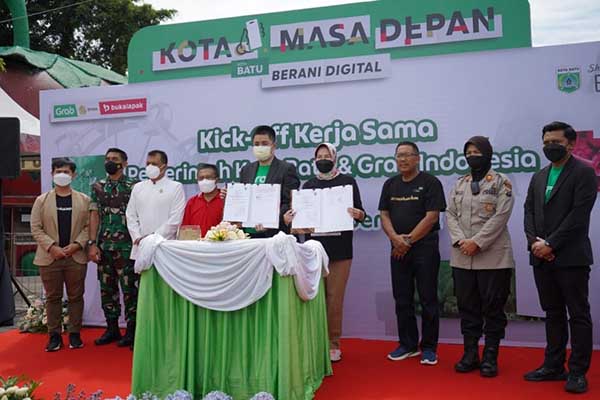 Kick-Off Kota Masa Depan, Kerja Sama Pemkot Batu dan Grab. (ist) - "Kick-Off" Kota Masa Depan, Kerja Sama Pemkot Batu dan Grab