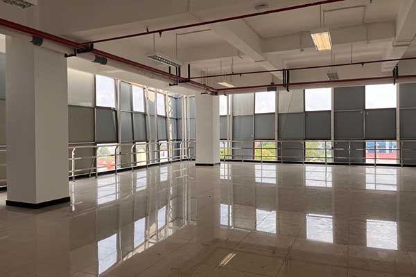 Lantai tujuh MCC, dengan konsep terbuka. (bim) - Potensi Air Hujan Masuk di Lantai Tujuh MCC, Walikota: Sesuai dengan Konsep