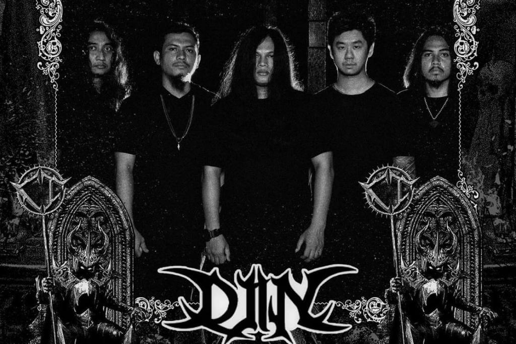 personil djin grup band asal medan yang menggelar tur di kota malang