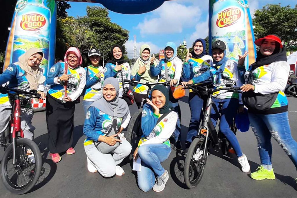 Sebagian peserta yang mengikuti kegiatan Gowes Wisata Nasional. (dik) - Awali HUT ke-21 Kota Batu, Tour Gowes Wisata Nasional Berangkatkan 1.200 Goweser