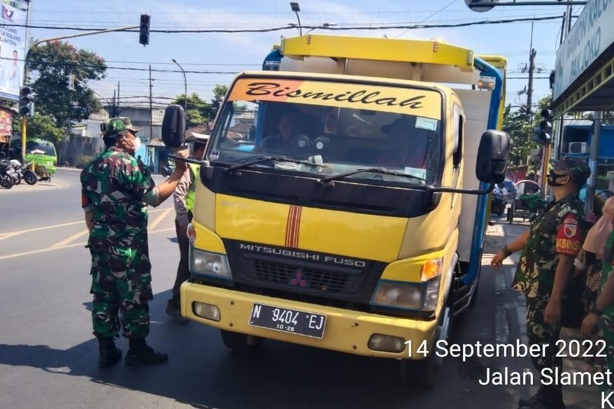 tni polri masif pos pam pastikan pmk menurun tni polri masif pos pam pastikan pmk menurun