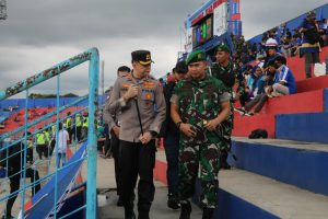 akbp ferly hidayat di stadion kanjuruhan.