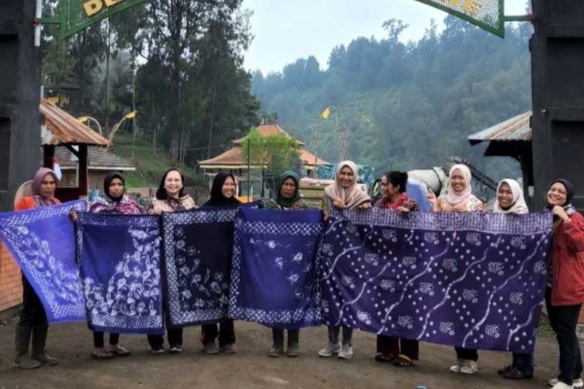 Beberapa produk Bengkel Batik Malang dengan beragam motif. (ist) - Wadahi Minat Membatik, Bengkel Batik Malang Tawarkan Produk Hingga Jasa