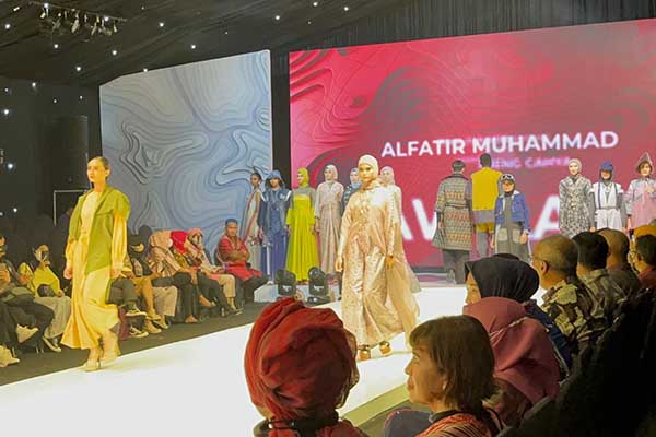 Gelaran Malang Fashion Week tahun 2022. (bim) - Sutiaji Sebut Gelaran Malang Fashion Week 2022 Jadi Penguatan Pertumbuhan Ekonomi Kreatif