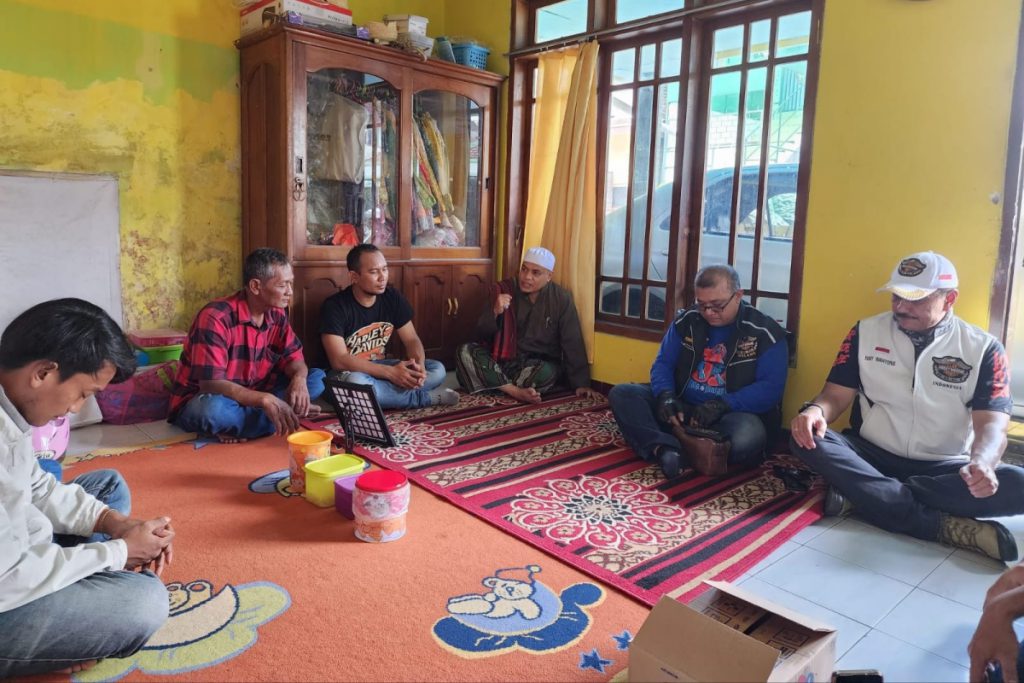 hdci malang dan fom mendatangi rumah korban kanjuruhan