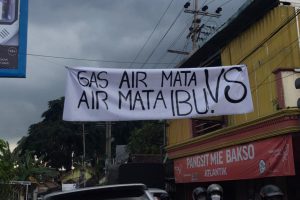 ilustrasi spanduk oleh warga kota malang atas tragedi kanjuruhan
