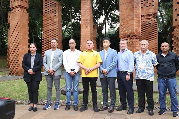 Kedatangan FIFA dan AFC ke Indonesia. (ist) - FIFA dan AFC ke Indonesia Perbaiki Sepak Bola dan Upayakan Tragedi Kanjuruhan Tak Terjadi Lagi