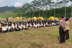 kodim 0833 latih pramuka saka wira kartika smkn 8 malang. ist